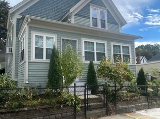 114 Lovell St, Worcester, MA 01603