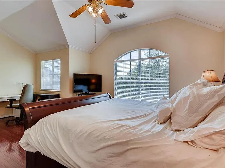 9206 Sommerland Way — Photo 11