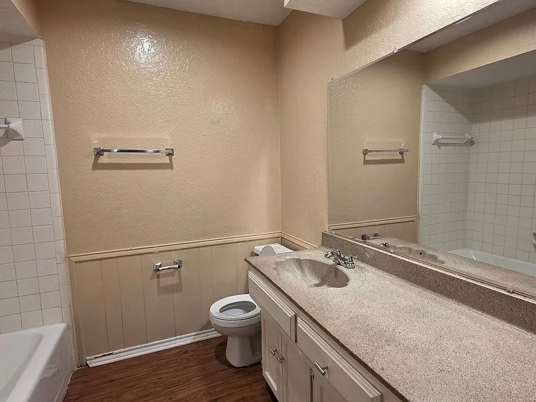 4724 Berridge Ln — Photo 15