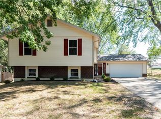 25 Haverford Dr, Saint Peters, MO