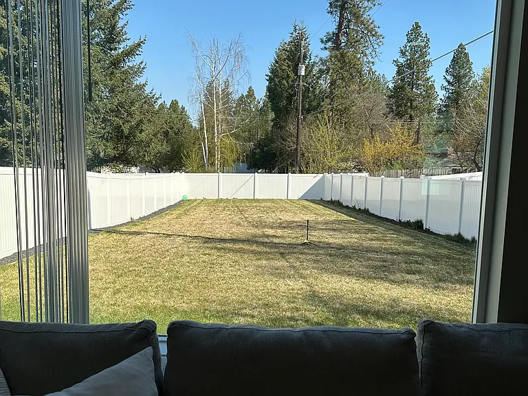Very Large Fenced Back Yard