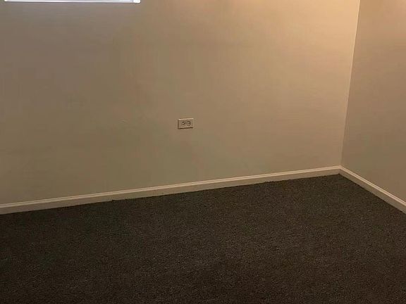3rd image of 5867 N Nagle Ave