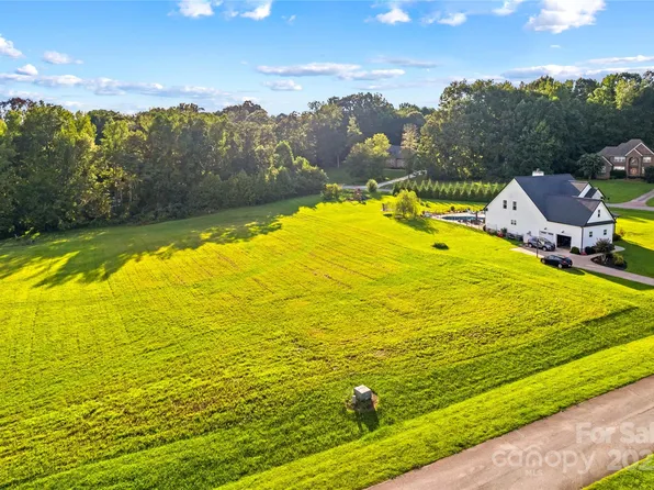 161 Bellingshire Dr, Mount Ulla, NC 28125