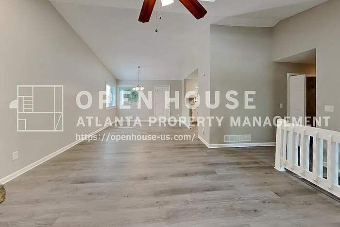 6035 Stone Wood Dr NW — Photo 3