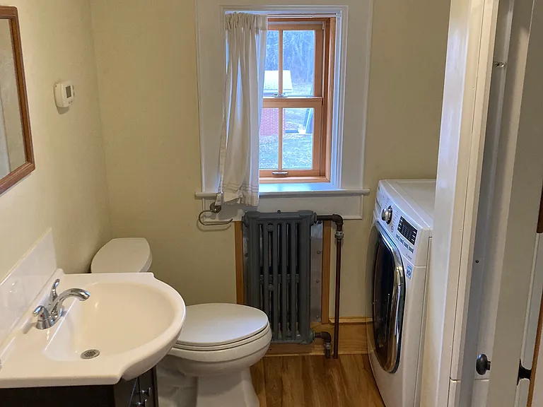 2971 Kaufmann Ave #B — Photo 5