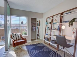487 W Gainsborough Rd #101, Thousand Oaks, CA 91360