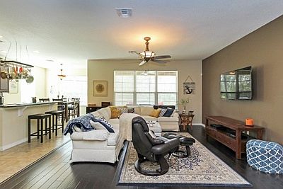 4th image of 922 Eagle Vista Way