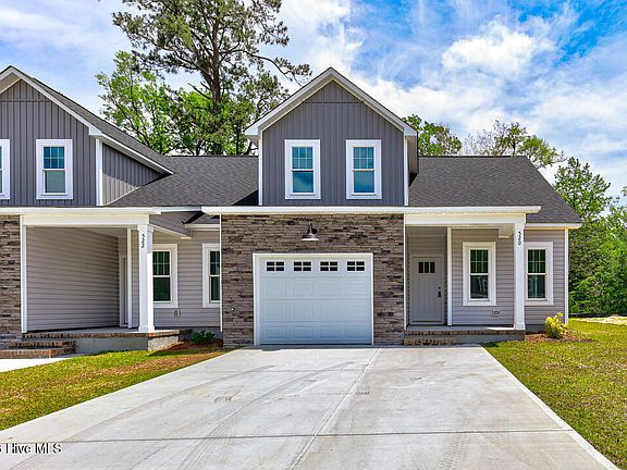 2nd image of 548 Timbercrest Circle SE