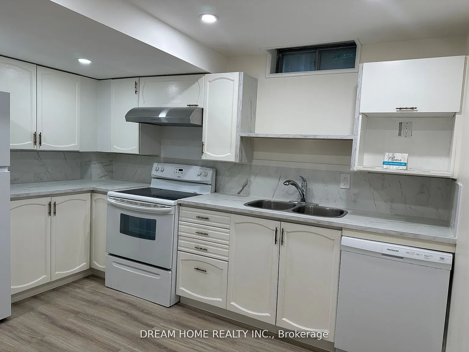 2 bed, $2,000 — Photo 2