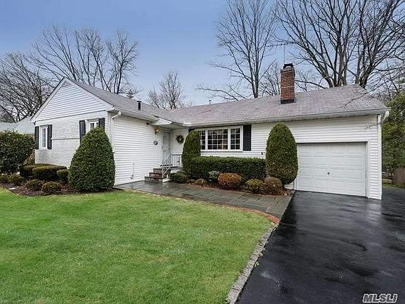 2nd image of 77 Plymouth Dr N