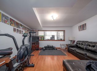 2521 W Berwyn Ave #B, Chicago, IL 60625