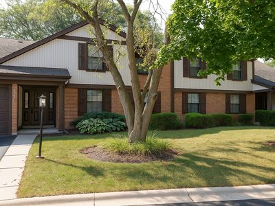 274 Buckingham Ct Unit D2, Schaumburg, IL, 60193