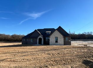528 Lantana Dr, Weatherford, TX 76085