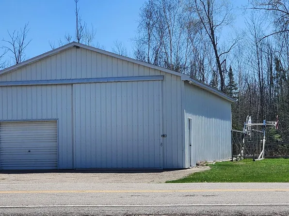 3114 Long Point Dr, Houghton Lake, MI 48629
