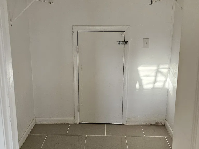 1124 SE 6th Ave — Photo 21