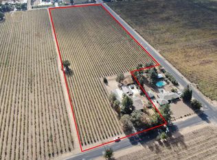 1412 W Woodbridge Rd, Lodi, CA 95242