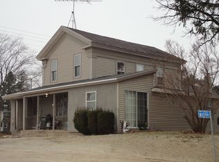 W11299 Rose Eld Rd, Rosendale, WI 54974