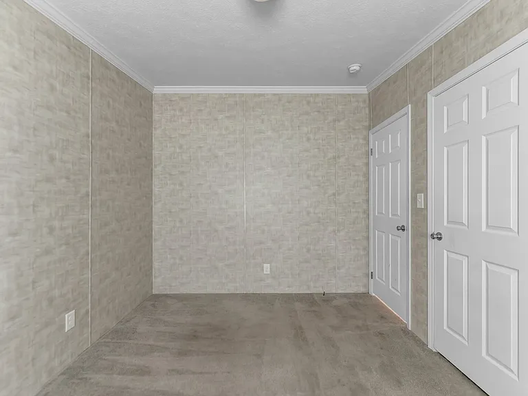 6037 Route 5 — Photo 3