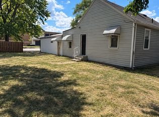 8439 E Nine Mile Rd, Warren, MI 48089