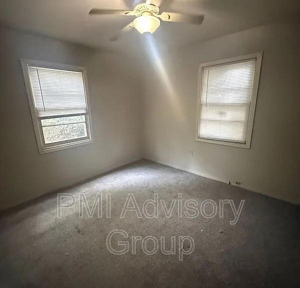3364 SE Irvingham St — Photo 8