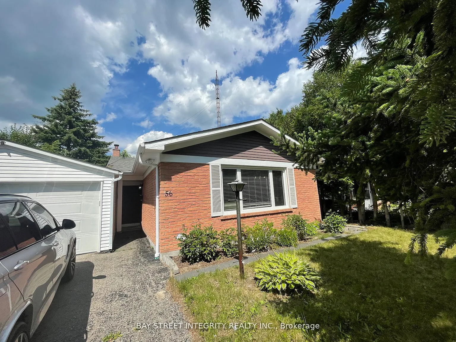 5 bed, $3,200 — Photo 1