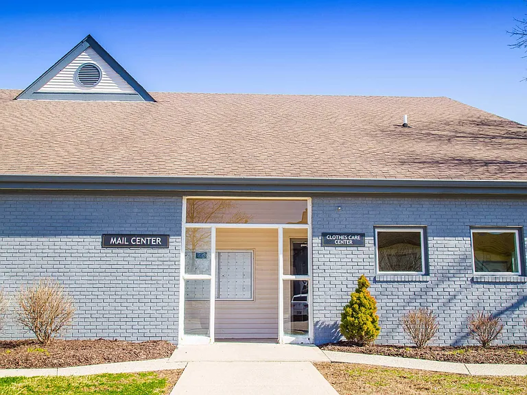 24/7 Laundry Facilities
