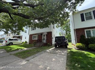 100 Dawes Ave, Kingston, PA 18704