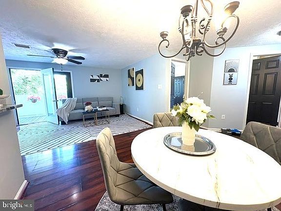 5th image of 12213 Saint Peter Ct APT H
