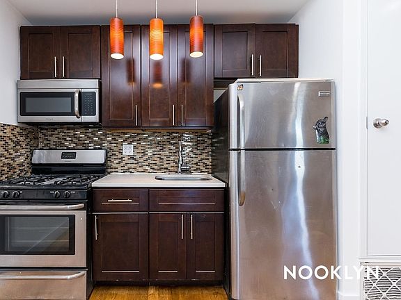 4th image of 841 Kent Ave #4C