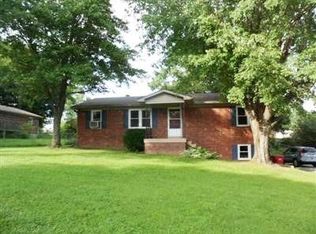 24 Royal Pkwy, Frankfort, KY 40601