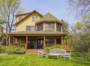 37 Quincy Ave, Bayville, NY 11709