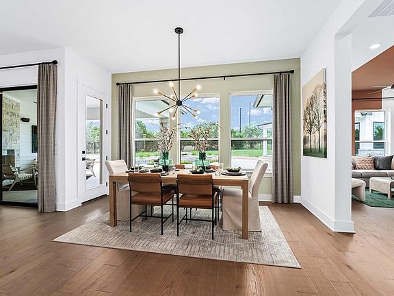 The Edwards - Dining