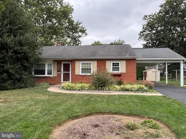 6351 Carpenter St, East Petersburg, PA 17520
