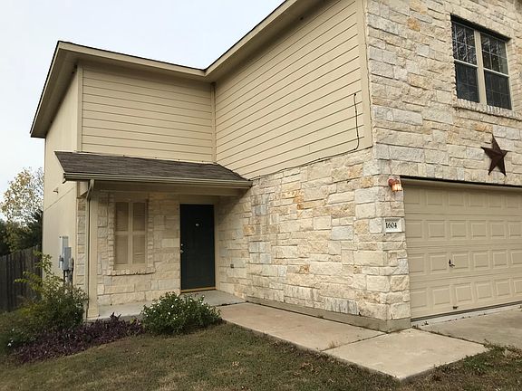 2nd image of 1604 Strickland Dr