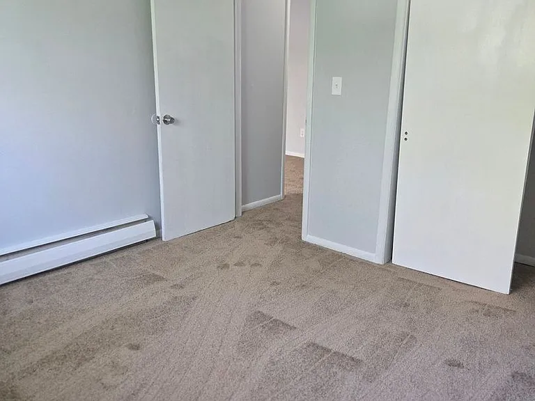 1035 N Saint Lucas St #D — Photo 8