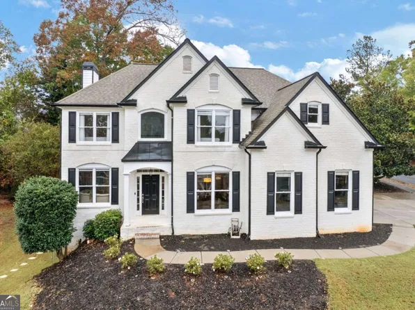 4290 Canterbury Walk Dr, Duluth, GA 30097