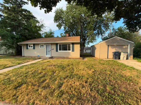 5468 N Strathmore Ave, Milwaukee, WI 53218