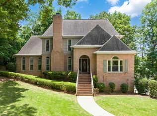 1201 Buckhead Cir, Vestavia Hills, AL 35216