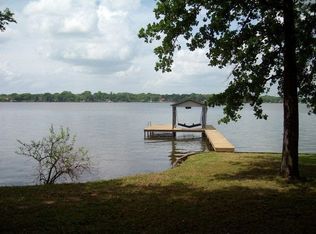 105 Oak Acres Dr N, Malakoff, TX 75148