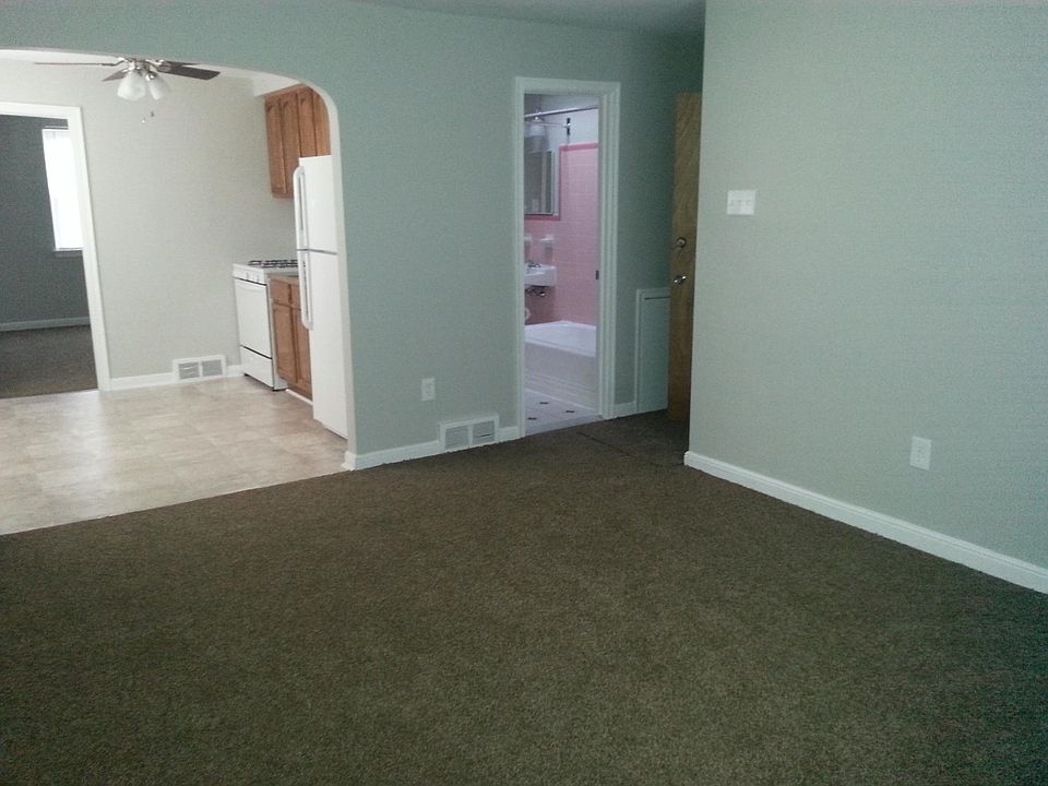 1st image of 7134 Bingham St Floor 1