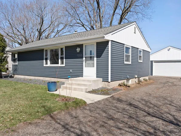 1065 Kenneth St, Eagan, MN 55121