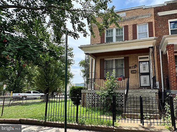 5th image of 1673 Rosedale St NE