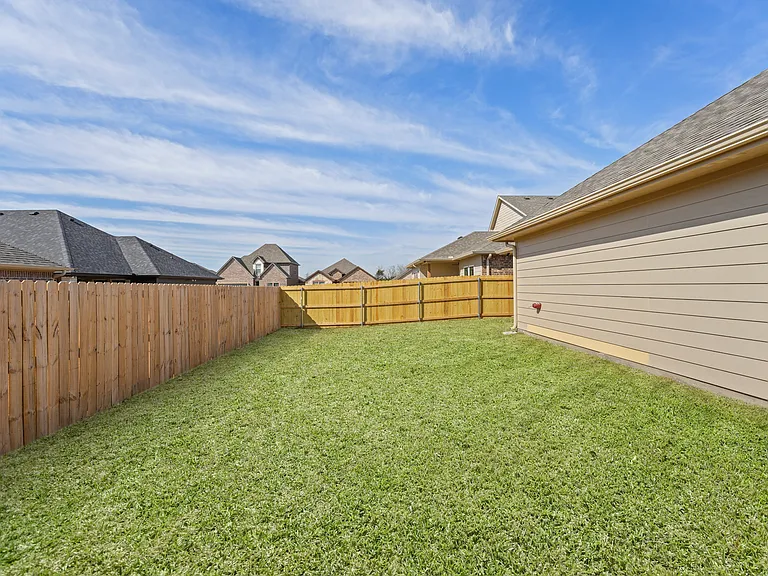 1005 Hardaway Ln — Photo 28