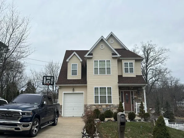 3152 Clay Ave, Feasterville Trevose, PA 19053