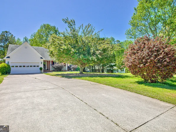 5558 Lakeshore Rd, Buford, GA 30518