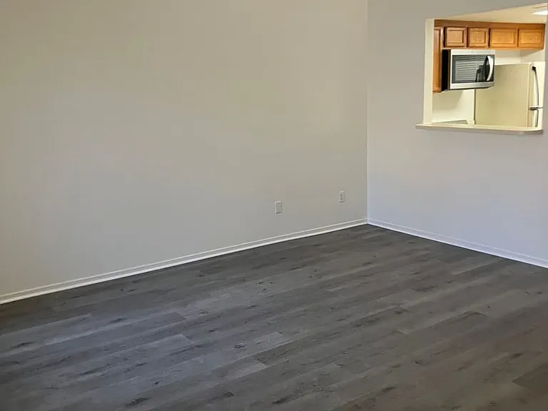 2158 High Dunes Ln — Photo 4