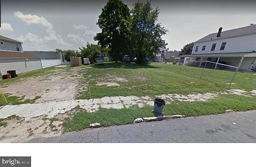 1st image of 2734 Wayne Ave