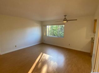 10901 Camarillo St #203, North Hollywood, CA 91602