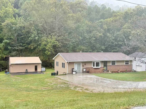 535 Sherwood Dr, Huntington, WV 25704