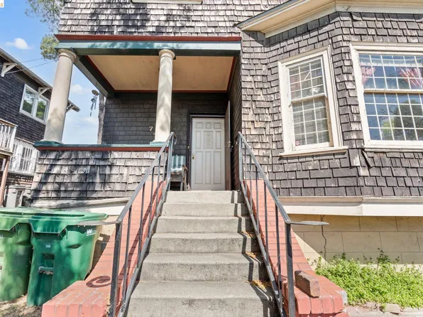 746 E 19th St, Oakland, CA 94606